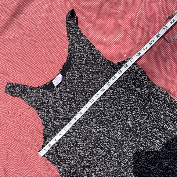 Patterned Maternity Dress - Picture 7 of 7